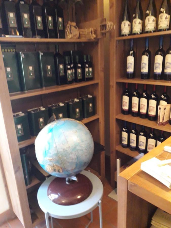 טרקיניה Agriturismo Lupo Cerrino מראה חיצוני תמונה