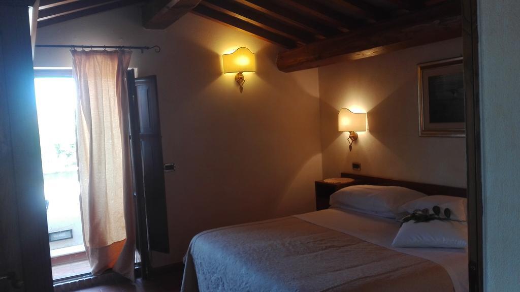 טרקיניה Agriturismo Lupo Cerrino מראה חיצוני תמונה