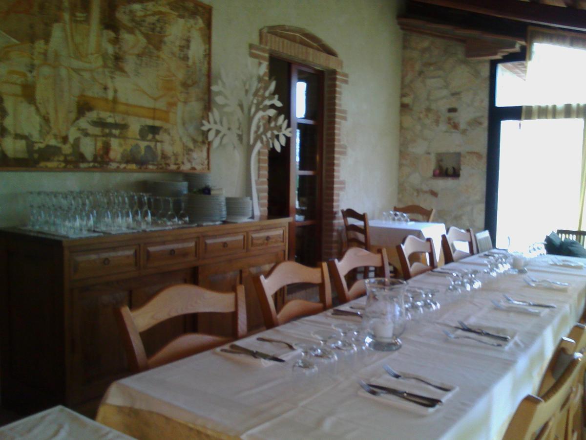 טרקיניה Agriturismo Lupo Cerrino מראה חיצוני תמונה